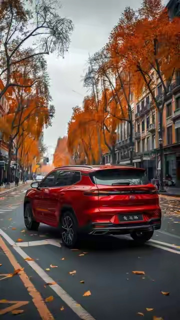 奇瑞说要把混动油耗干到1升以下。吉利说热效率48.41%，全球最高。长城