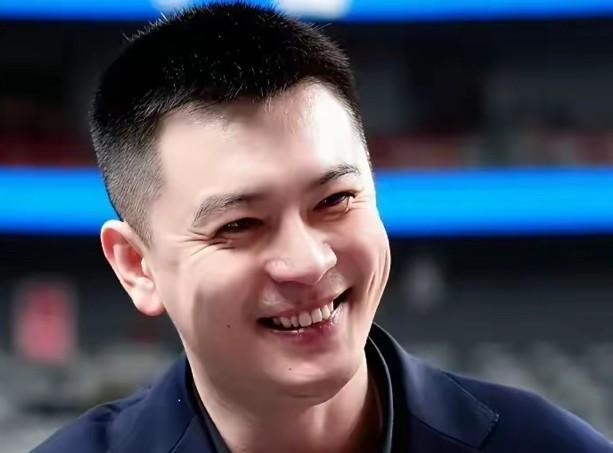 小杨：艾玛呀领导，我哪敢有意见啊，这俩熊孩子听说禁赛三年都被吓着了，请他俩吃点好