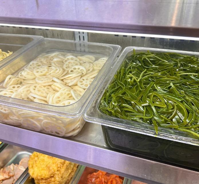 老一辈说：“中秋过后，这三样菜，再便宜也别往家买。”1.剥好的、泡在水里的菜。