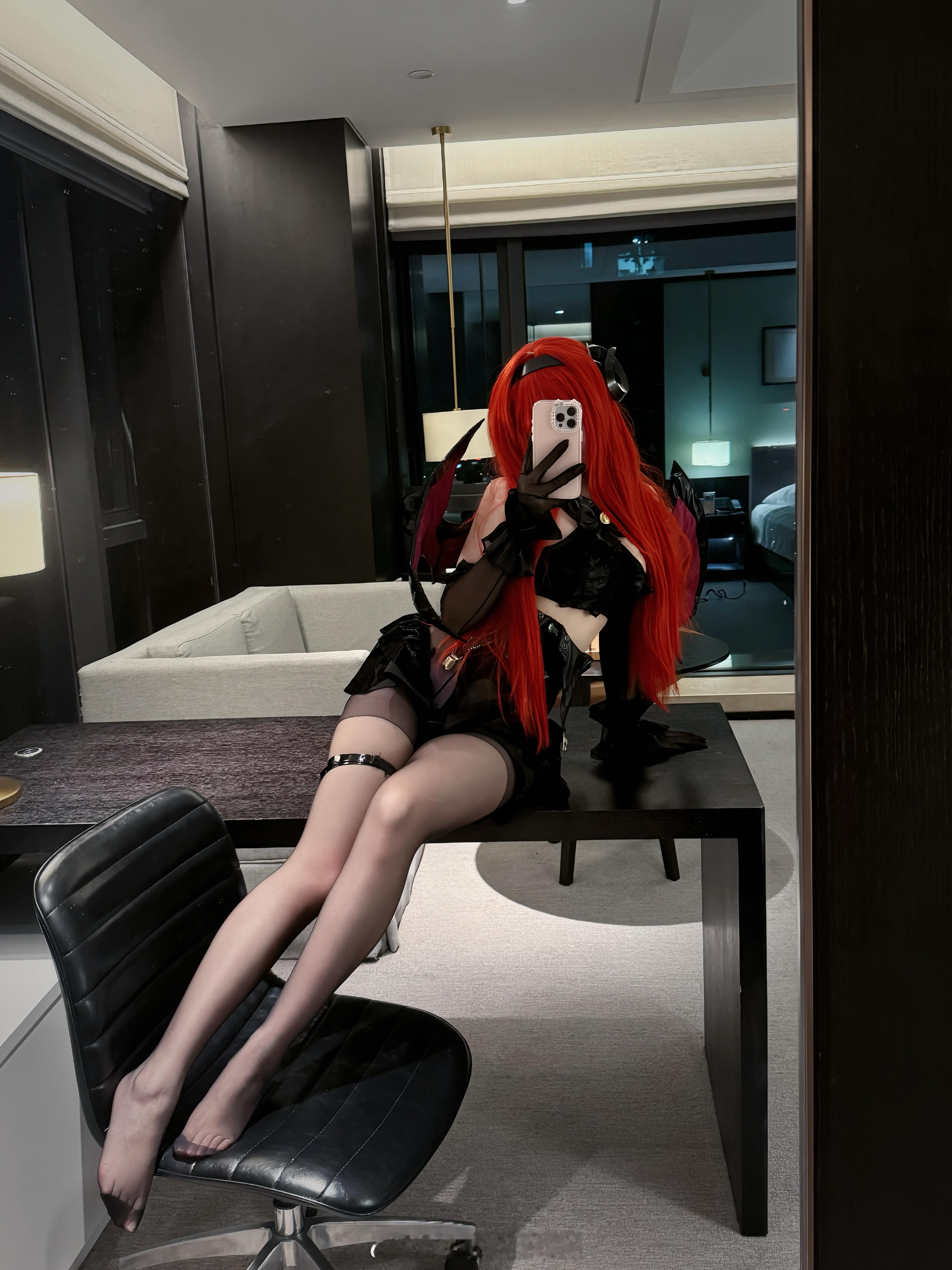 比我可爱的没我坏比我坏的不存在^w^碧蓝航线cos希尔德加德