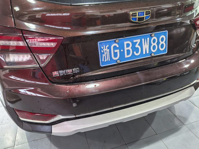 大吉利7年生锈门17年底的车，还是躲不过生锈