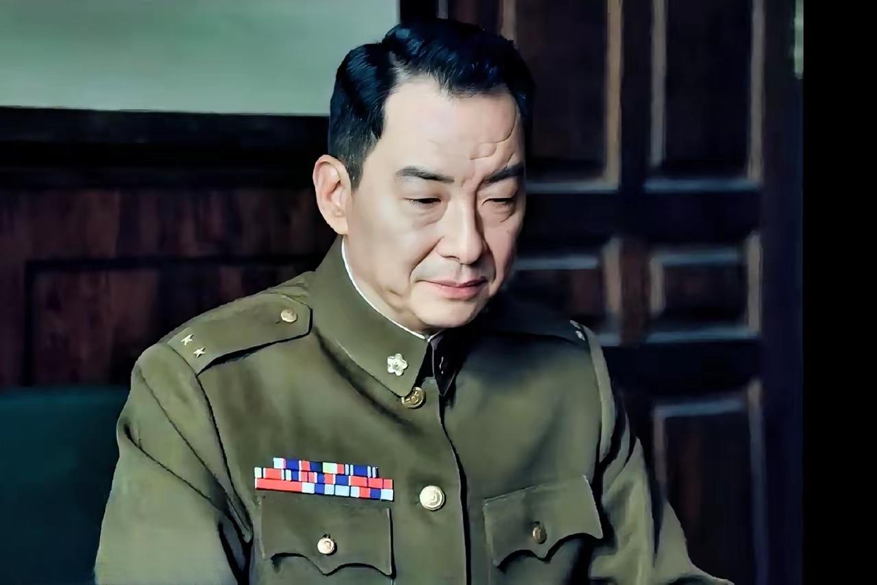追剧《沉默的荣耀》郝平饰演的段退之很具有喜剧色彩，让观众喜欢！二厅