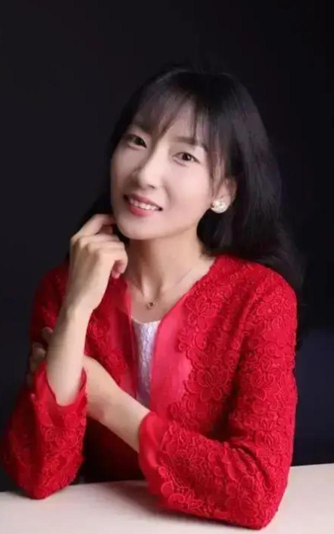 仉尚航，女，北京大学计算机学院研究员、助理教授、博士生导师，博雅青年学者、国家海