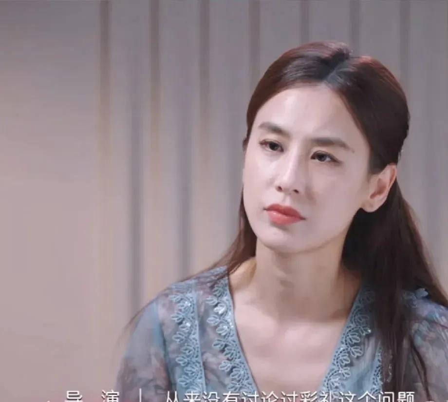 所以说活该黄圣依在婆家得到婆婆的认可，人家结婚事情是真的不多的。本来以为黄圣依是