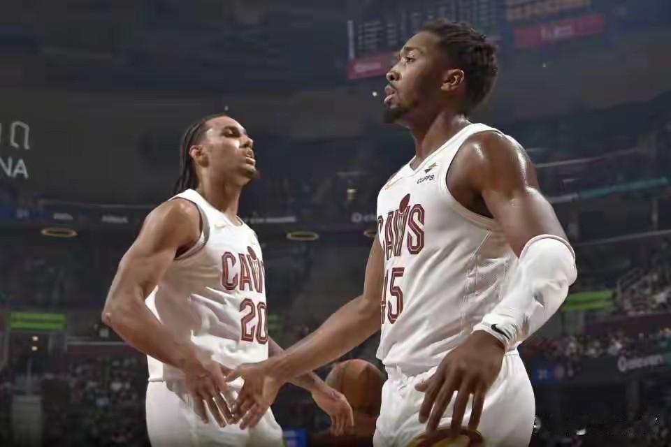 乌度卡说到做到真把米切尔打哭了火箭客场114-104击败骑士，乌度卡布置阿门盯