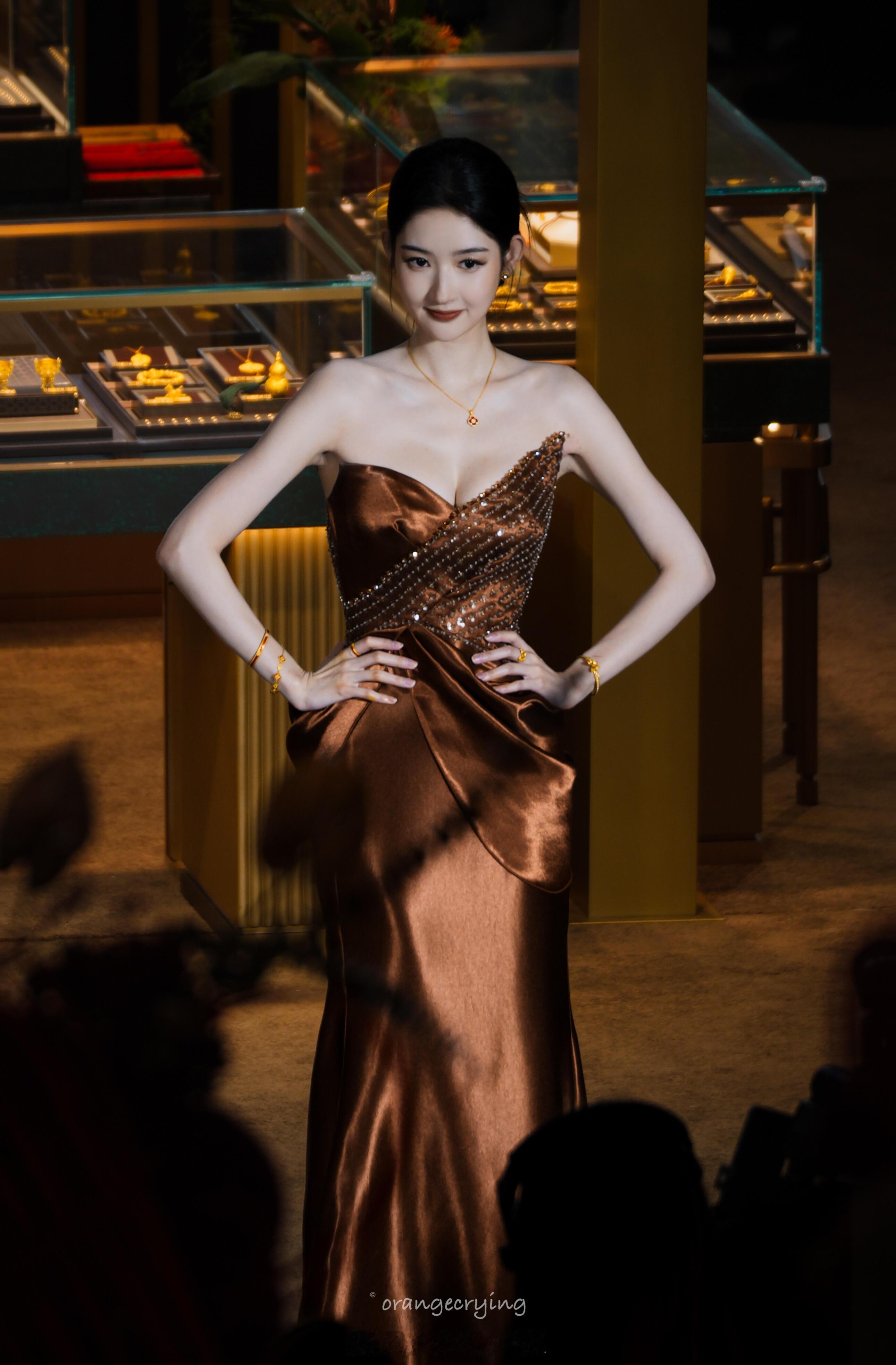 王玉雯好萌王玉雯南宁万象城生图📷