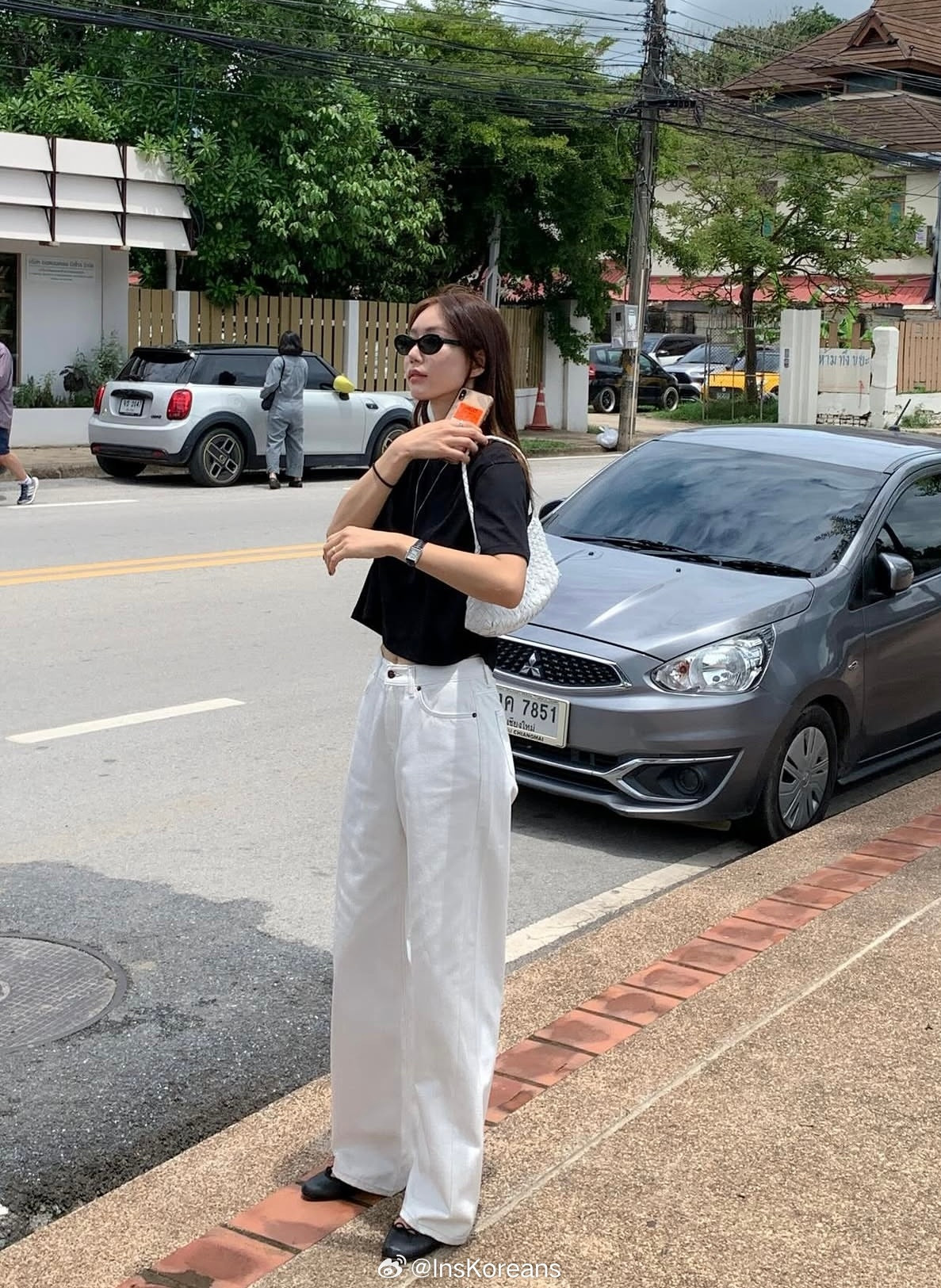 穿搭分享连续更新第2780天韩国时尚女生日常搭配小长假第二天啦韩系穿搭超能新星