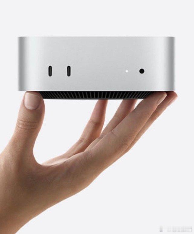 我去，还有这好事，网友8月20号买的Macmini，没想到恰巧新款的Macmini发布，估计是老款没