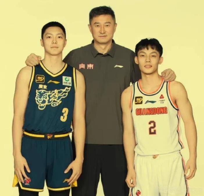 真拼了！广东为备战全运会磨合阵容将安排12场热身赛。目前广东队全运会阵容中，三