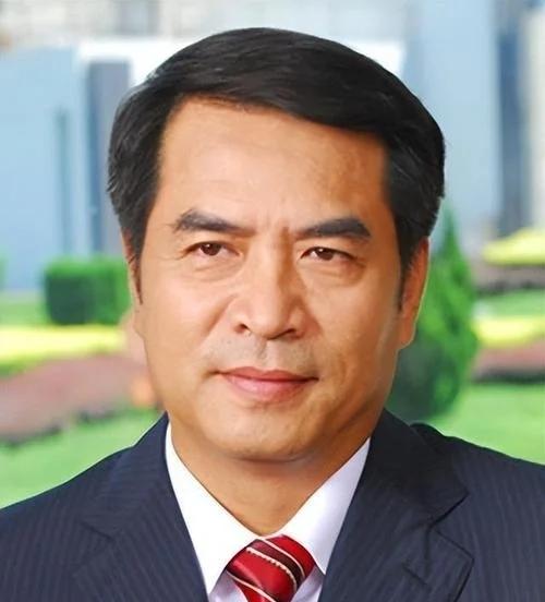 恕我直言廖京生这个行为，真的让我看不下去了，因为他真是个有情有义的男人！都说