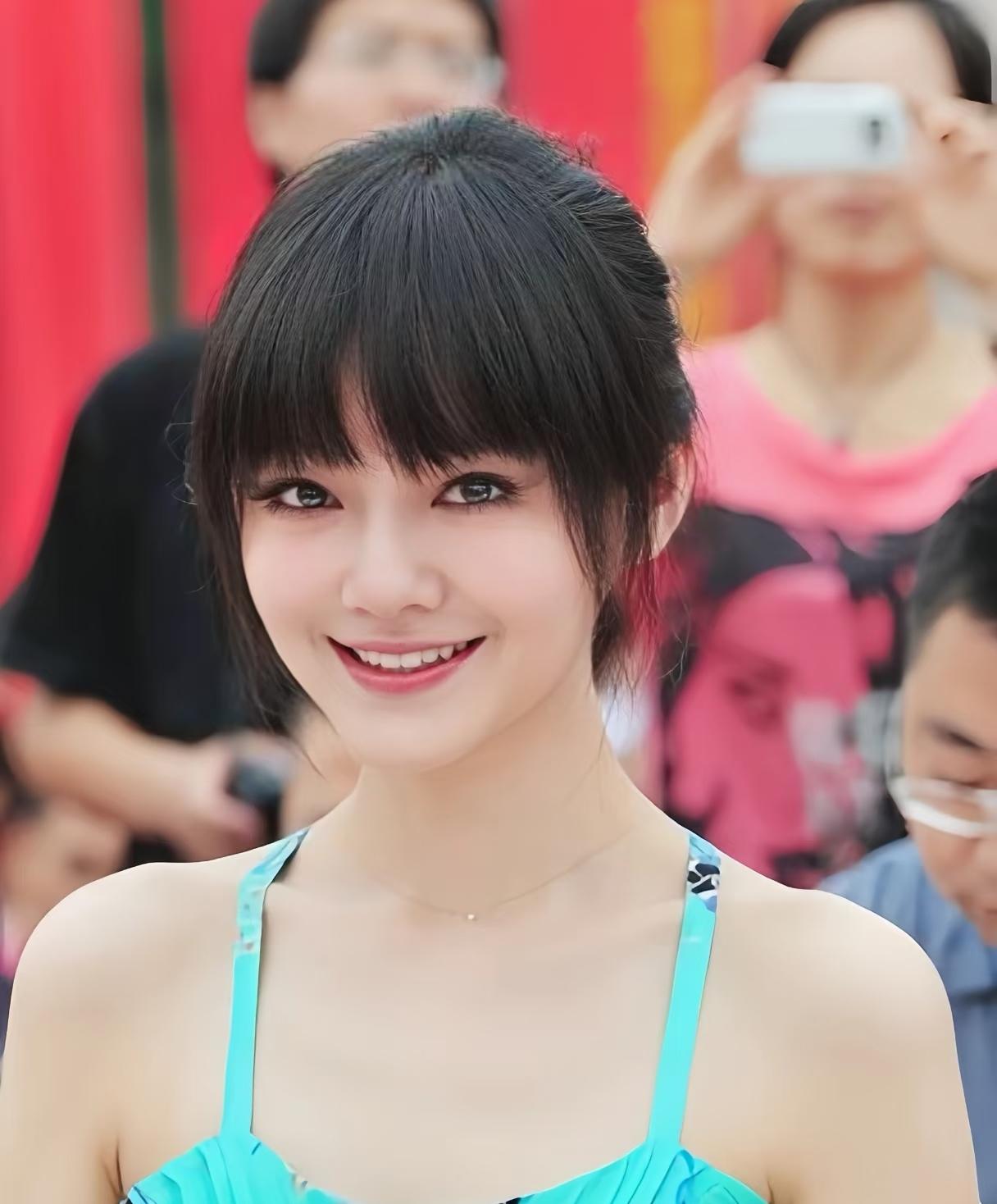当时再婚的消息发布出来，我就觉得不能理解，不仅是不理解为何那么快再婚，更加不理解