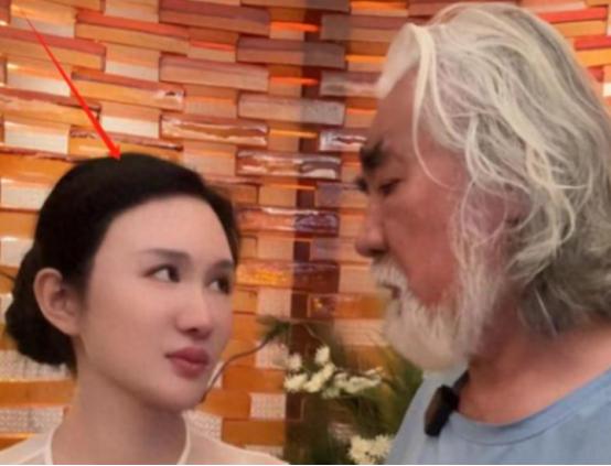 杜星霖嫌弃张纪中：一身臭汗，约会直抱怨，身体不如小伙，玩不动 几天前，张纪