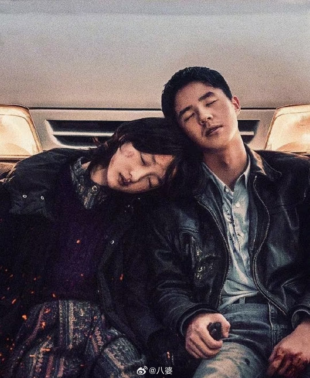 曝双顶流生的女儿三天从复合到生子，这瓜的速度比坐火箭还快。匿名爆料、模糊“顶流”