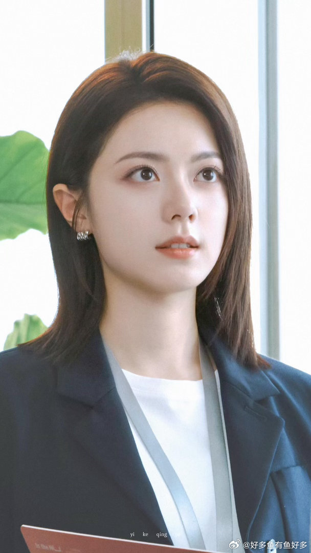 赵今麦赵今麦演我秋招电视剧无可替代✨徐迟实力过硬，遇上前辈点拨一路起飞，