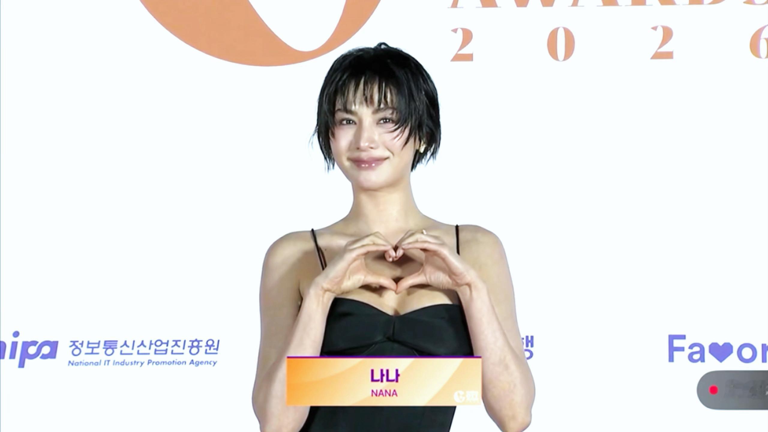 林珍娜今天湿发红毯完全💯林珍娜湿发造型林珍娜亚洲内容大赏红毯