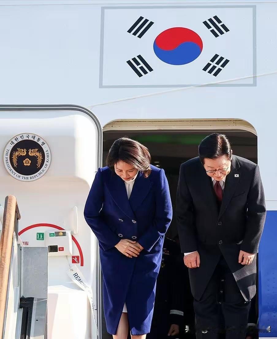 一觉醒来，韩国的天又变了。说实话，作为一个普通中国老百姓，我真是看懵了。