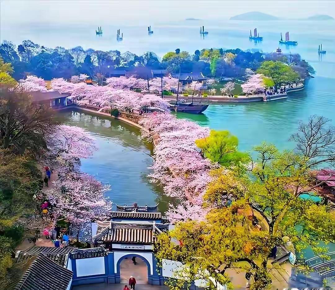 收到朋友发来一条消息，说无锡上榜2026年世界最美城市TOP4了，全球排第四，中