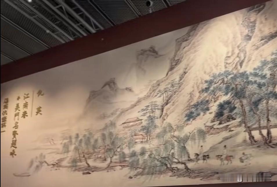 越查疑点越多，当初鉴定《江南春》为赝品的“院长”一栏里写着“徐湖平”的名字，但徐