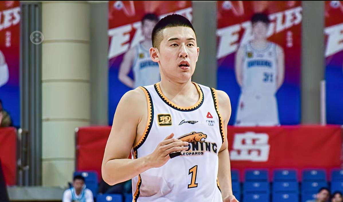 浙江广厦轰然倒下！CBA爆出大冷！孙铭徽7+6+4巅峰不再！卫冕总冠军越走越远！