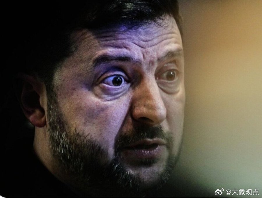 宋美龄穿着黑旗袍站上美国国会讲台，一句“我们不能赤手空拳去打仗”，把...