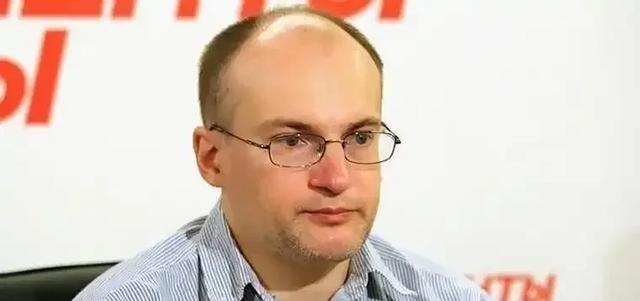 俄专家一句话，直接把中国武器贬为废铁：“参数世界第一，但没打过仗。东风-17高