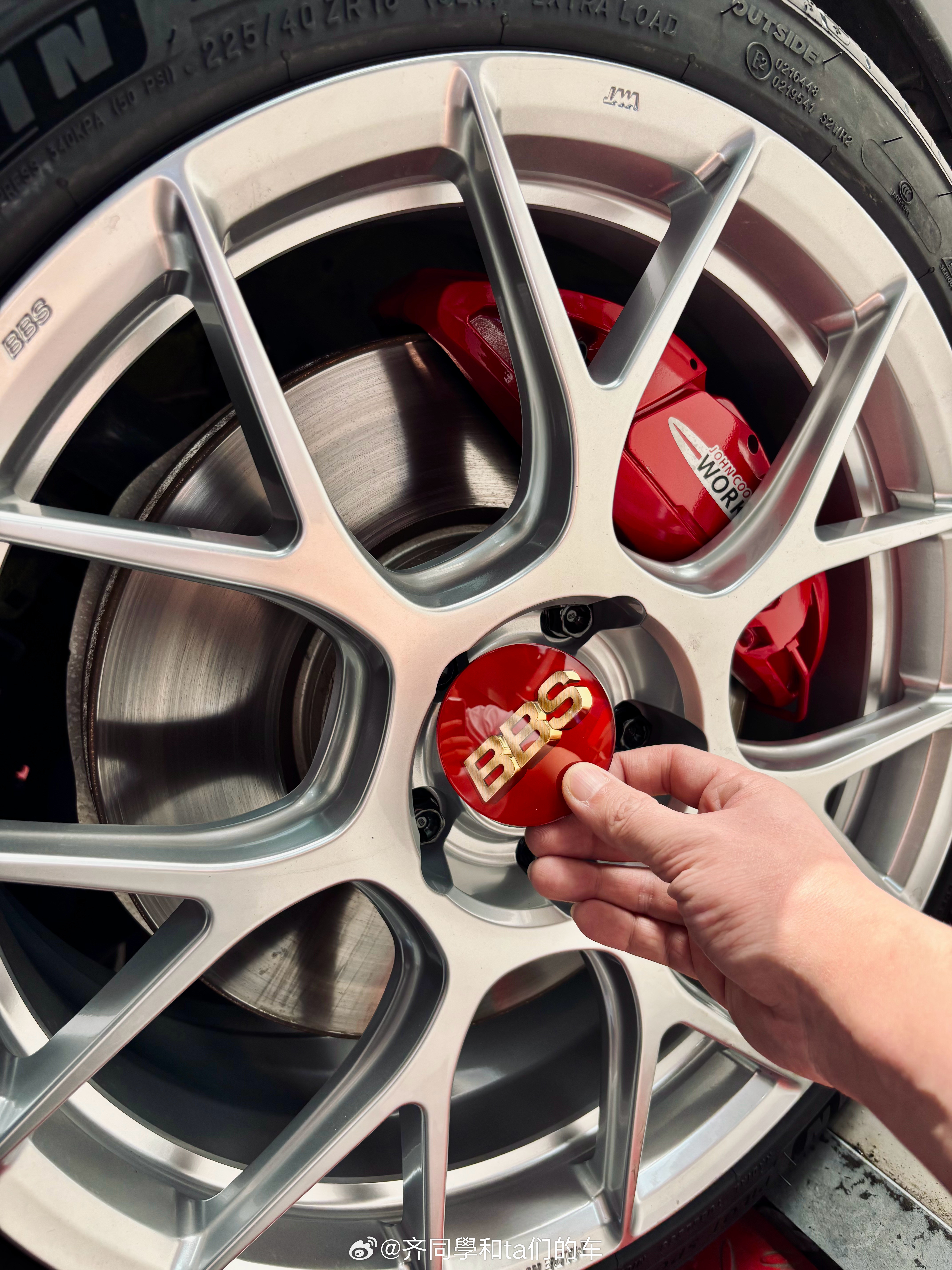 奢侈一把[笑着哭]​​​