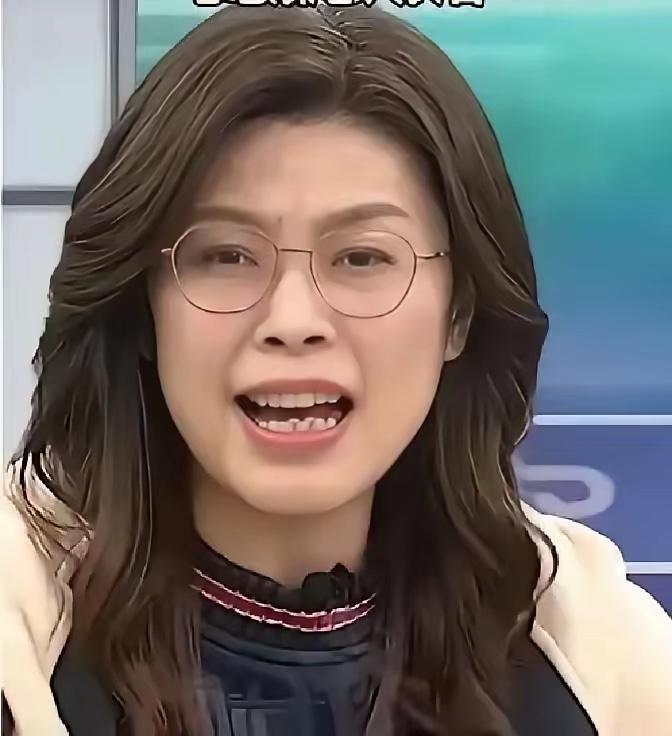 国民党主席郑丽文打算删掉党章里"反对共产主义"那一条，柯志恩当场就炸了："反对，