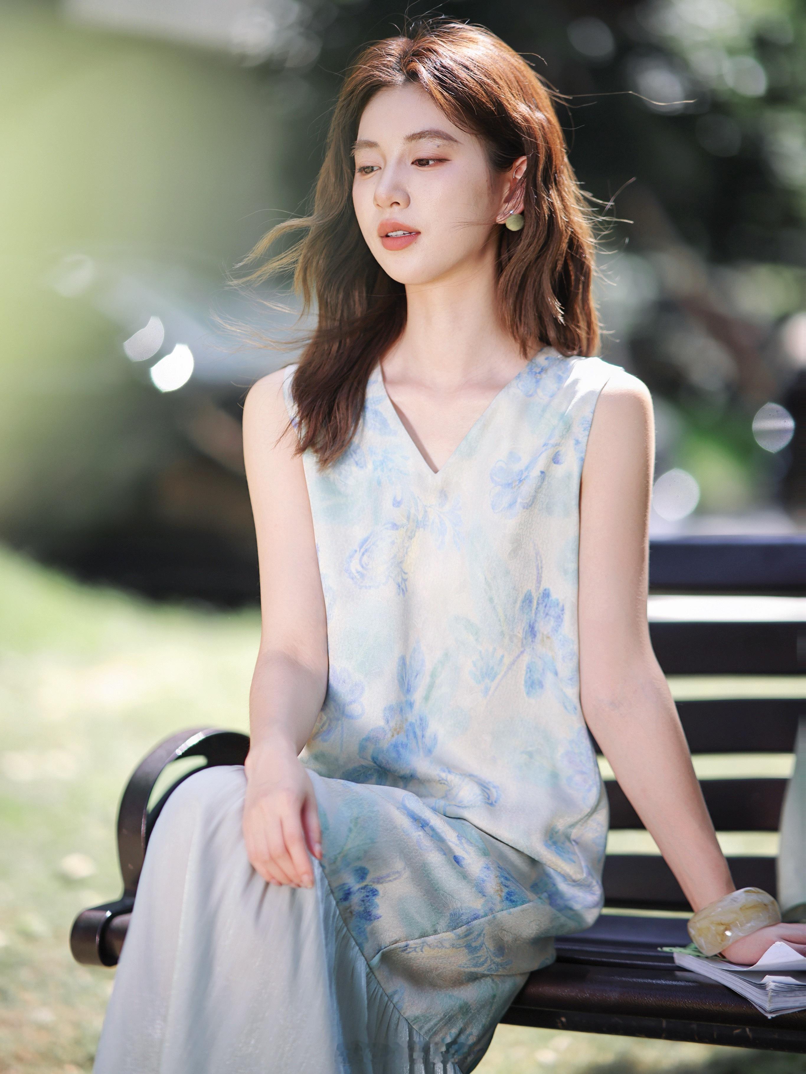 🐋𝖻𝗅𝗎𝖾𝖻𝗅𝗎𝖾𓂂🫧ꕀ蓝色调印花+透气花萝这连衣裙