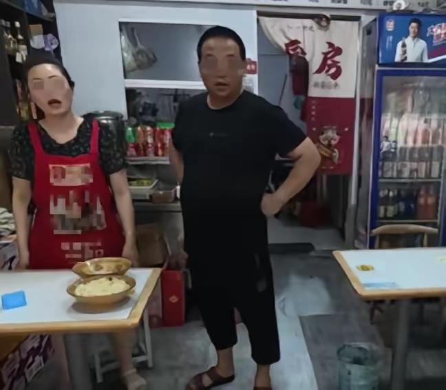 “格局太小！”谁能想到，仅仅因为区区9毛钱，苏州这对开面馆的夫妻，硬生生在24小