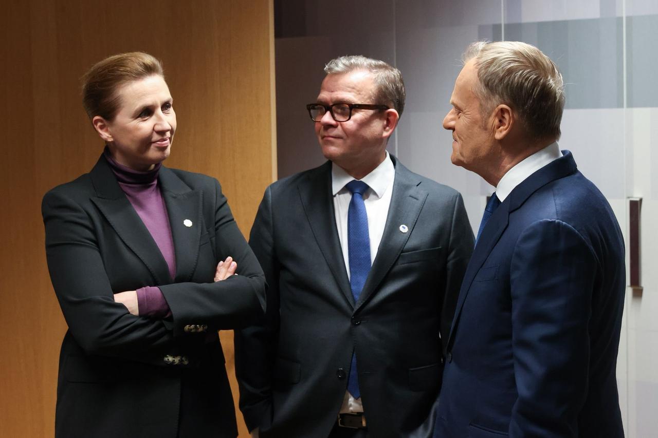 波兰总理图斯克对美发出警告：领导力不是支配！欧洲盟友别再当“传声筒”