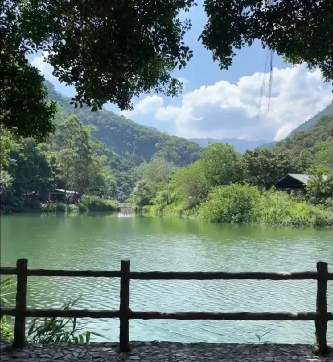 说个有争议性的话题如果公婆不在了，每年初二的闺女回门你们会开心的接待吗？说