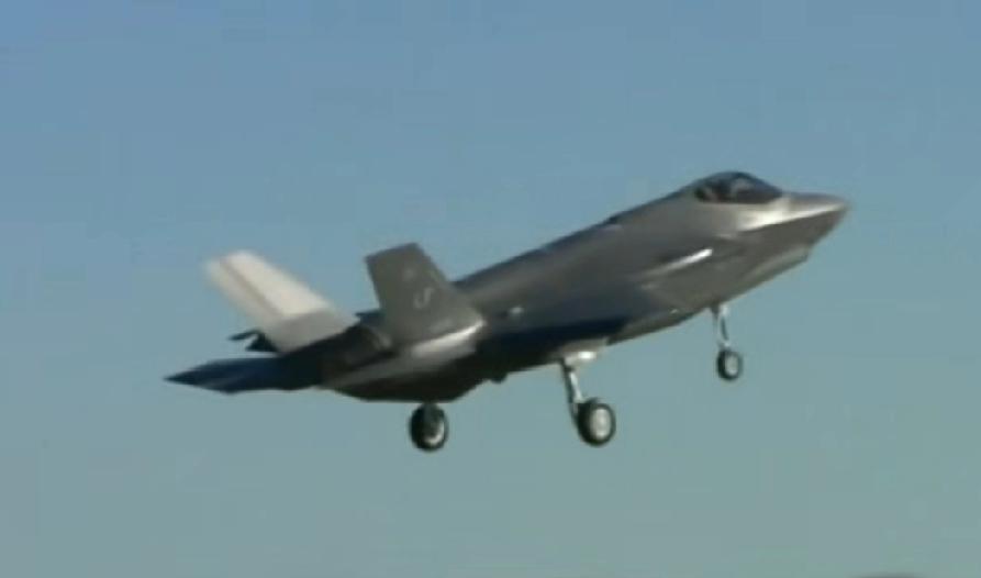 F-35被击中原来是一场精心设计的伏击战！F-35第一次被导弹击中、令美军最