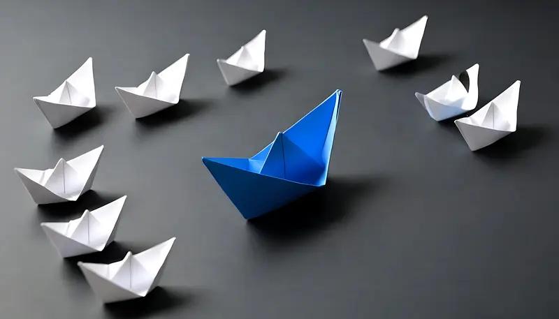 领导让我周末加班，我发了条朋友圈，第二天老板直接给我涨薪3000！正文：