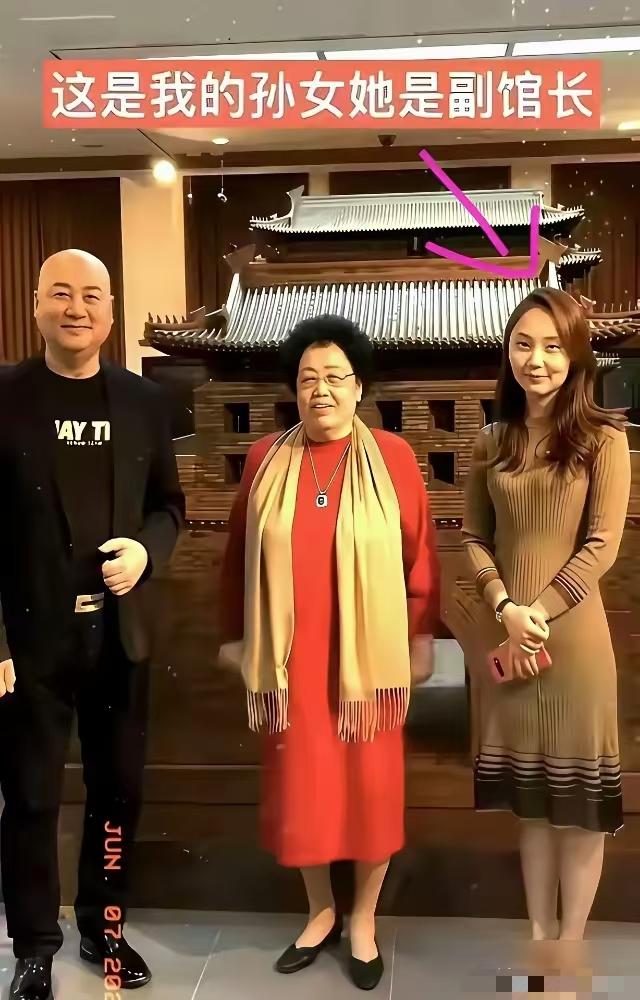迟重瑞陈丽华的婚姻，我不相信唐僧母亲临终前劝儿子娶陈，作为一个母亲肯定希望夫家家