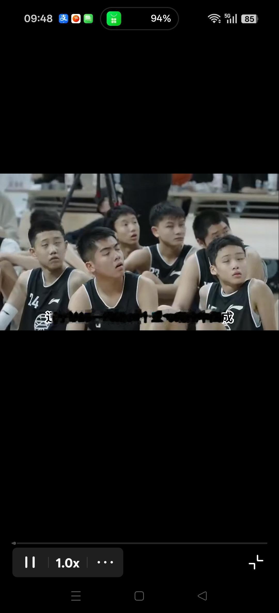 梅奥带领的辽宁U15，抢球投了30个3分还能中四层，这打法在青年队里很少见。梅