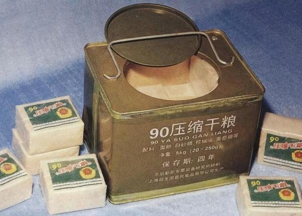 说真的，1979年撤军时撬开越军仓库，最扎眼的不是枪，是十几箱中国援助的罐头。原