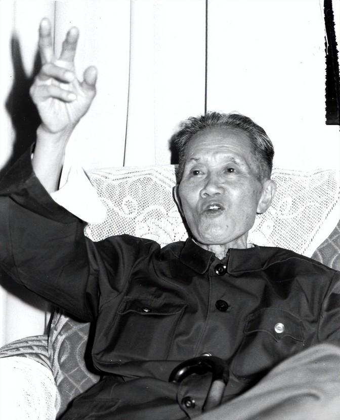 1950年，贵州一泥瓦匠给开国上将杨勇写了封信：“我还活着，请给我安排工作！”收