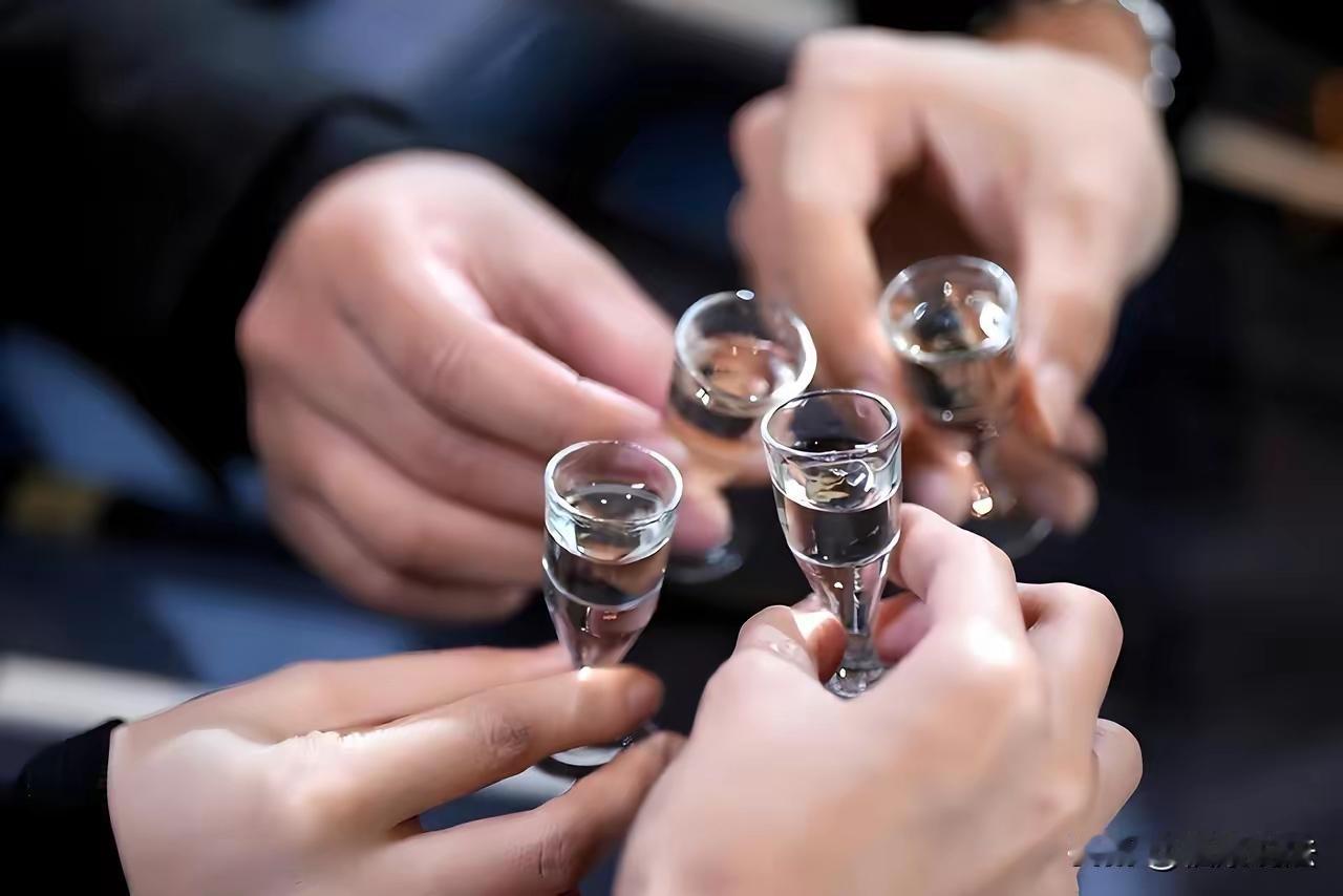 “想钱想疯了？”江西宜春这场婚宴纠纷，法院两审判决太提气！