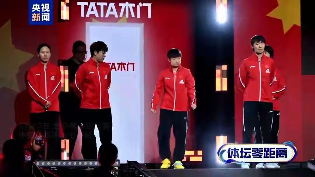 伦敦世乒赛女团决赛的大幕已经拉开，北京时间5月10日18点，这场万众瞩目的中日对