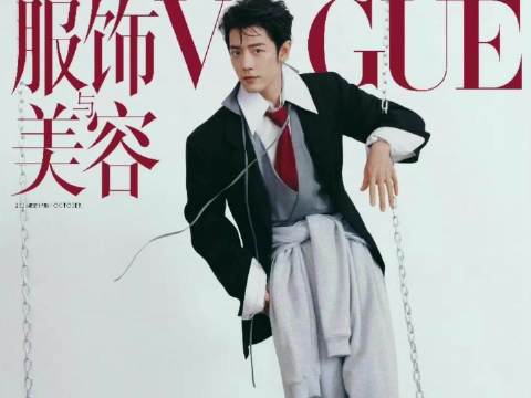 肖战VOGUE造型刘潇#恭迎vc创刊以来唯一银十单人邀封男星肖战，以东方风骨，演绎意式时装浪漫，光影在轮廓间流转