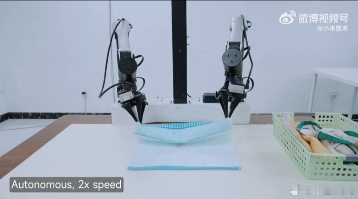 雷军公布小米机器人最新进展小米发布并开源机器人基座模型Xiaomi-Roboti