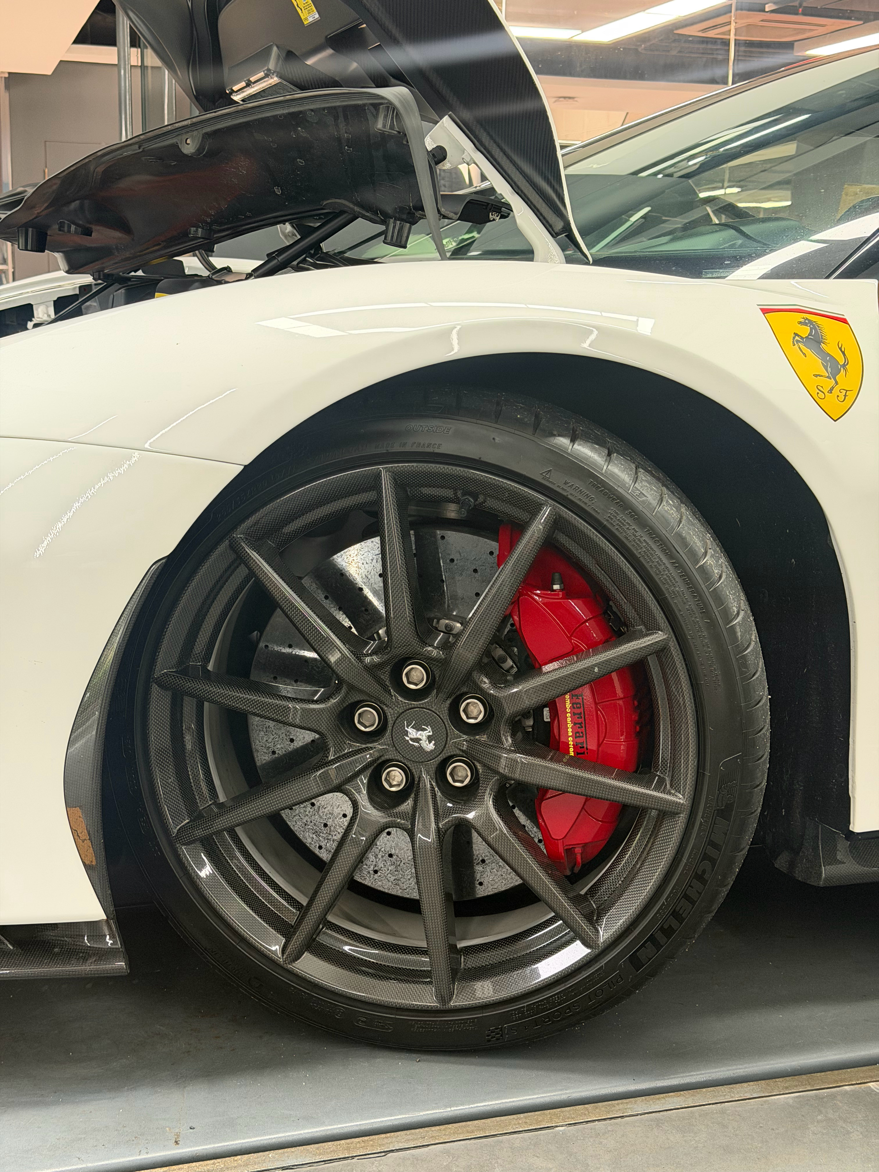 腊肠哥的SF90tailormade已经到店