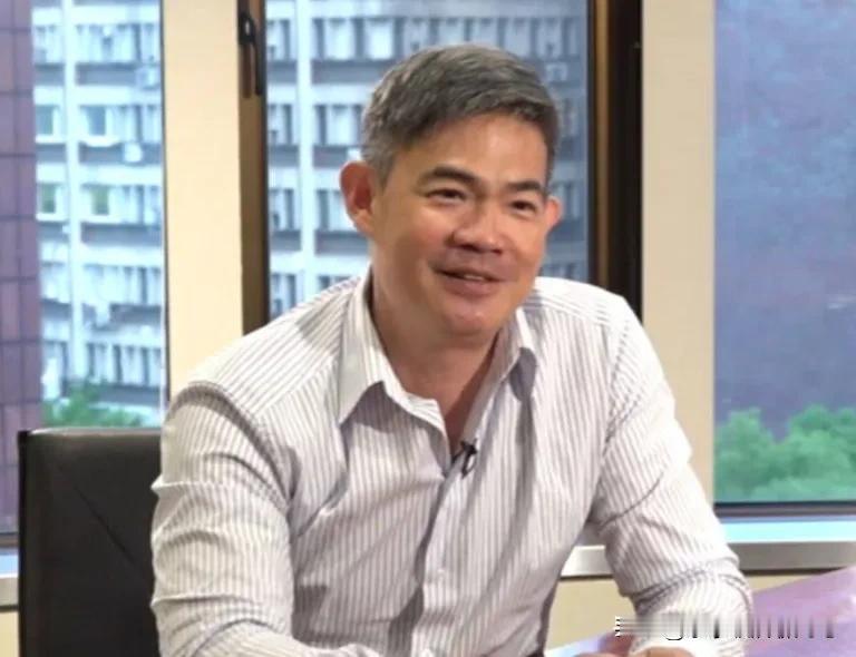 连胜武没登记参选国民党中常委，明摆着就是连战的意思！郑丽文当上党主席后，他哥