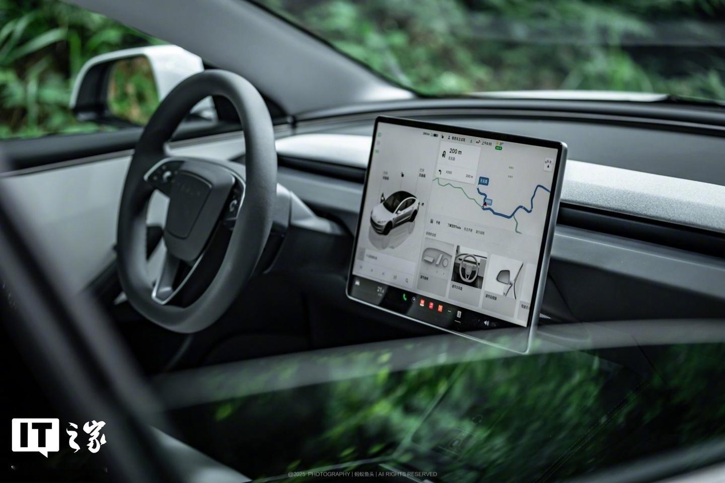 【特斯拉在美推出新服务：消费者可亲身体验FSD，还能跟GrokAI互动】