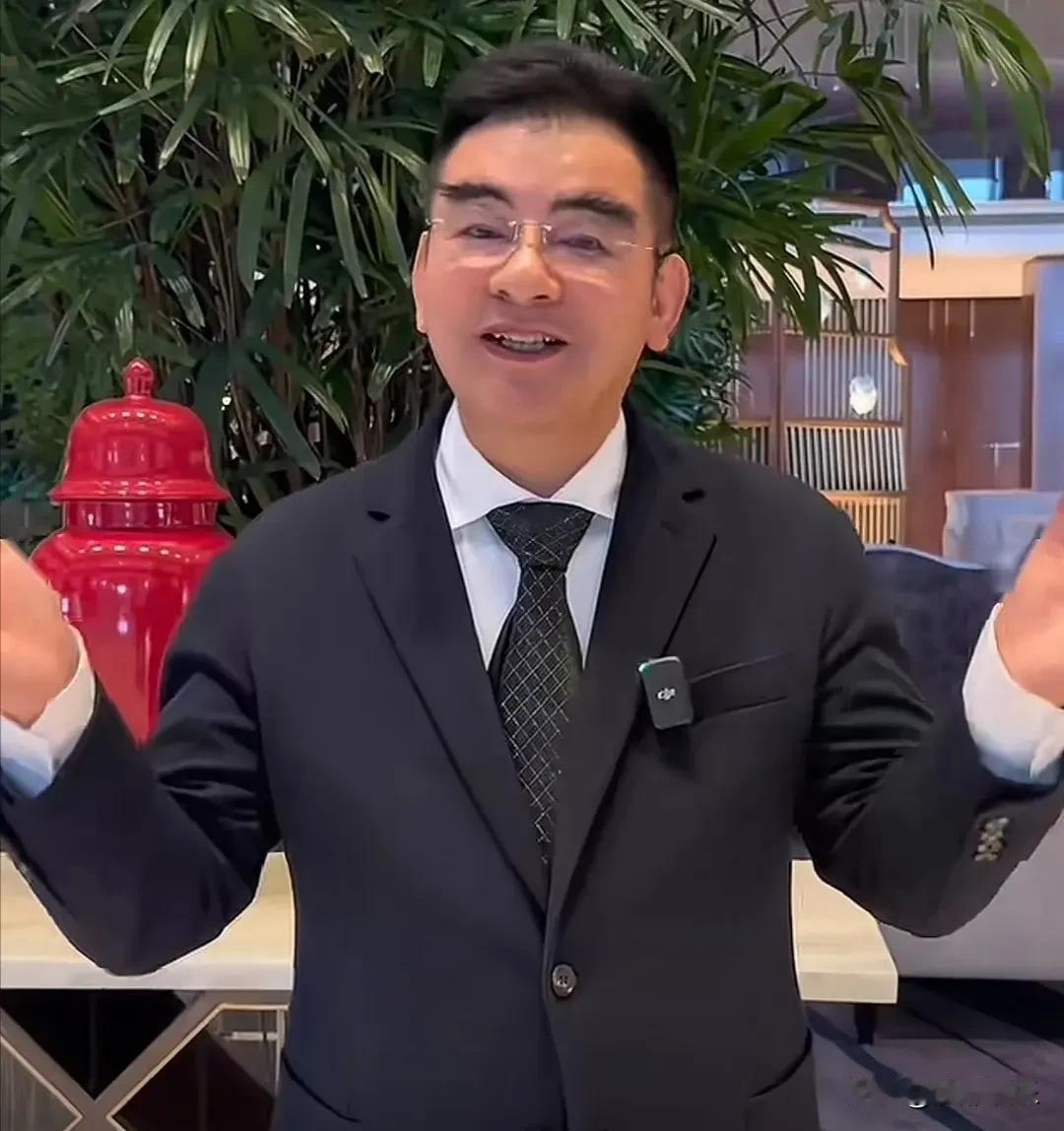 陈光标喊话李亚鹏：卡号给我，两天打钱！医院回应：这钱，不好收啊这事儿简直像出