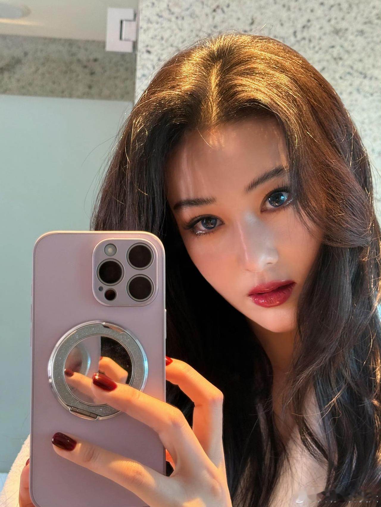 张馨予[爱心]红唇怼脸​​​