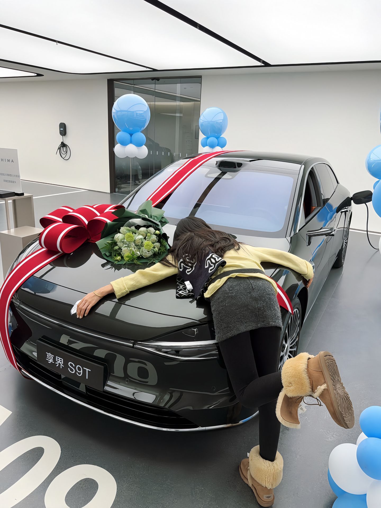 鸿蒙智行系列1-11月份卖的挺好