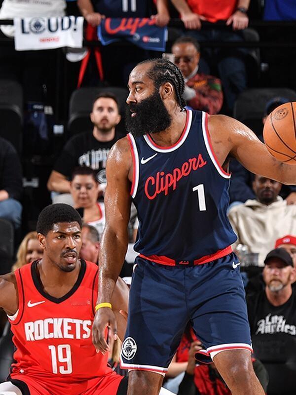 哈登回火箭，鲍尔去快船，范乔丹、谢泼德伊森去黄蜂，火箭、快船和黄蜂的一笔三方交易