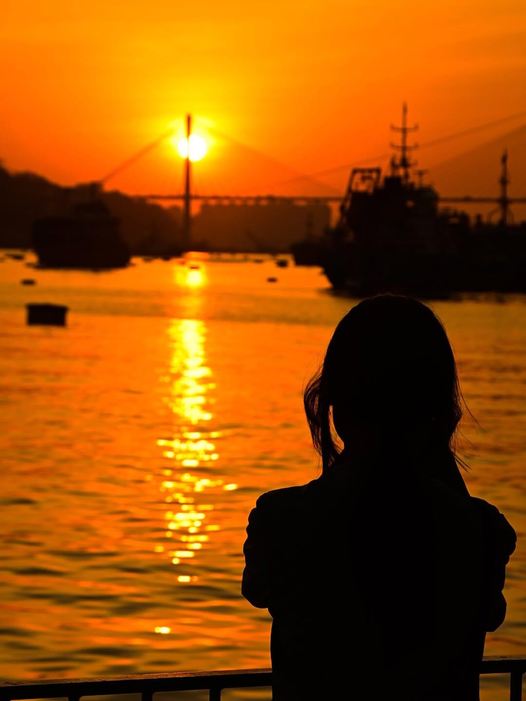 落日晚霞日落🌄夕阳城市风光释怀和成长