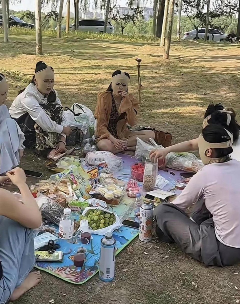 出来玩一定要带好头套，这个咋样呢。